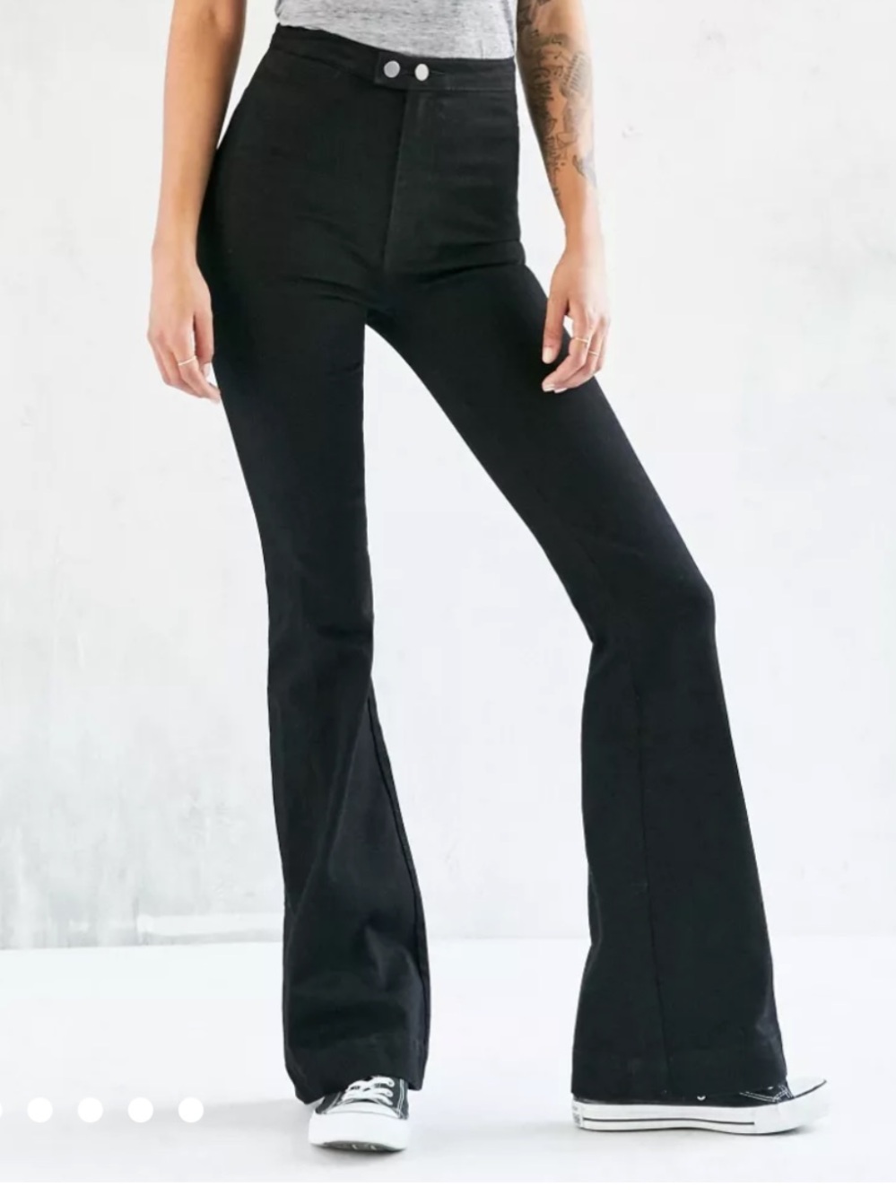 BDG “Farrah” Black High- Rise Flare jeans!!